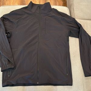 Men’s Lululemon Black windbreaker jacket